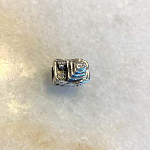 Authentic Pandora Charm - Picture 5 of 5